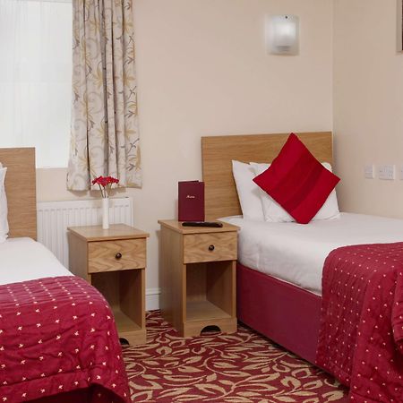 Best Western London Ilford Hotel Екстериор снимка
