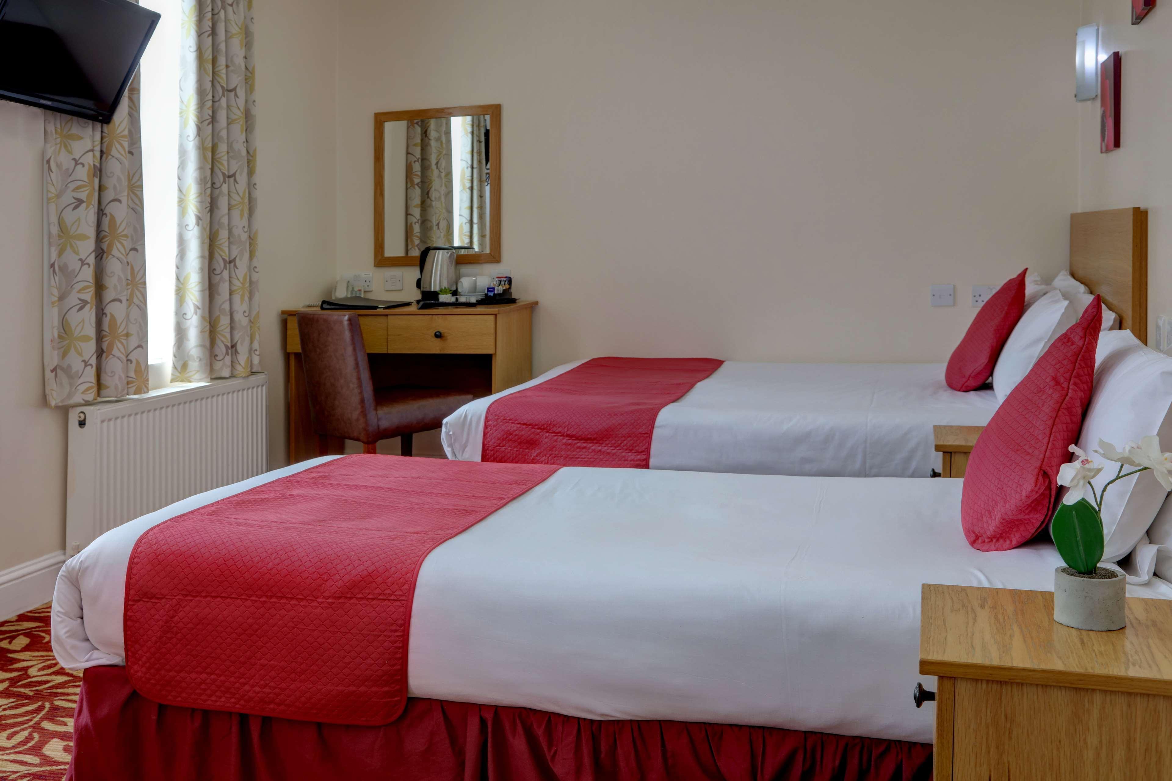 Best Western London Ilford Hotel Екстериор снимка