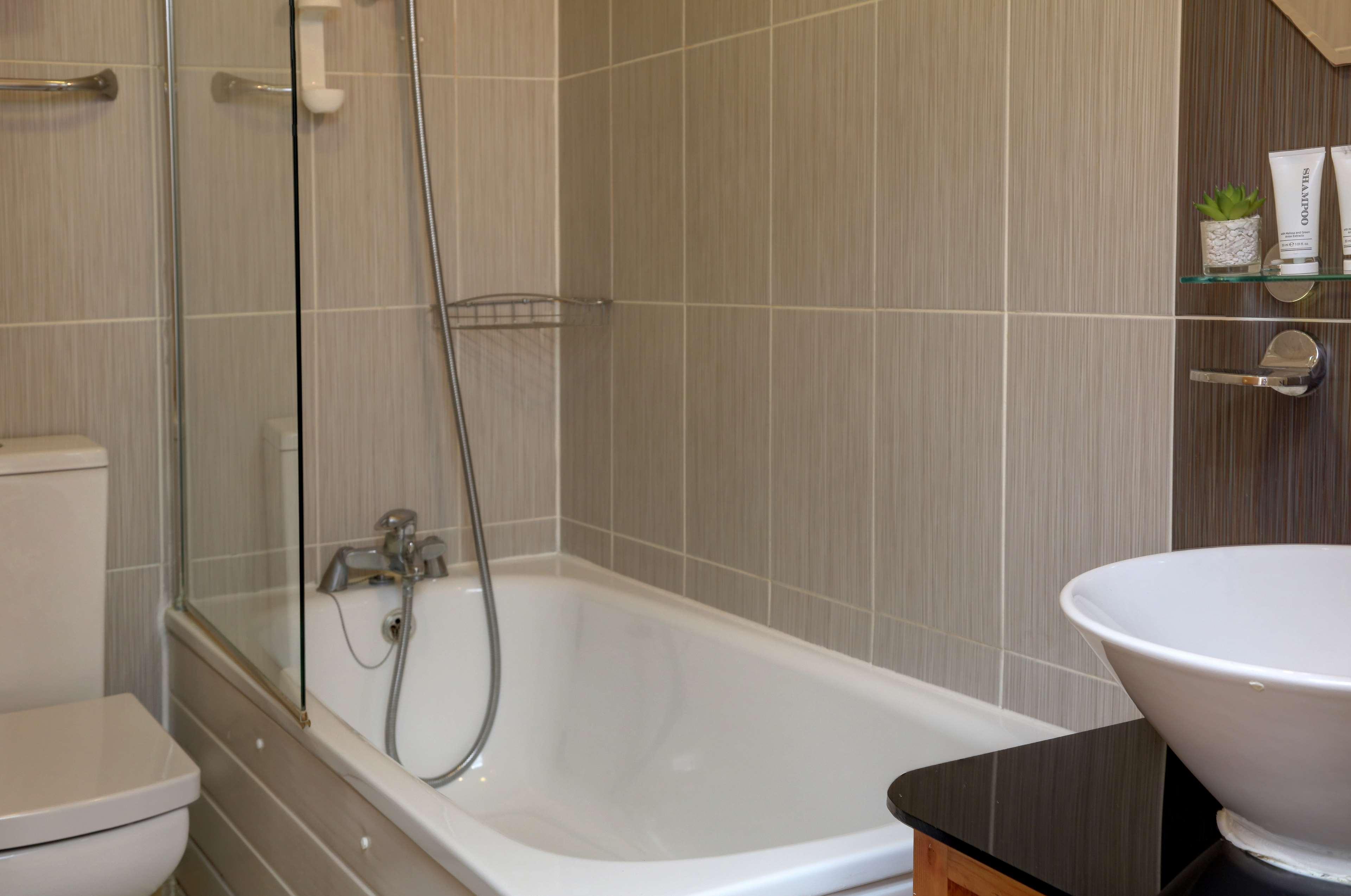 Best Western London Ilford Hotel Екстериор снимка