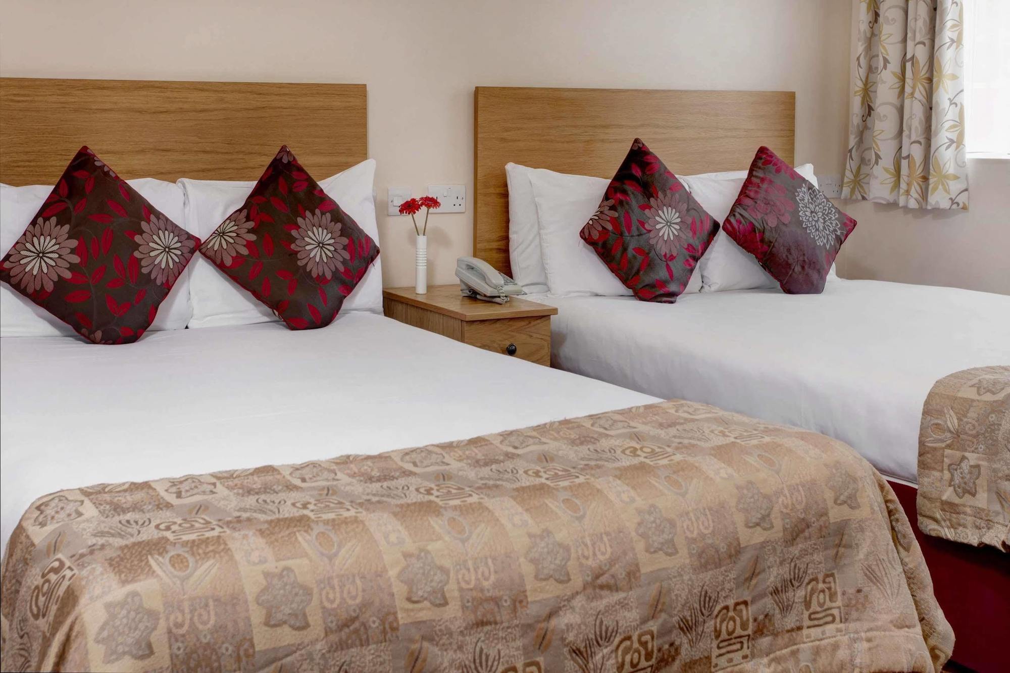 Best Western London Ilford Hotel Екстериор снимка